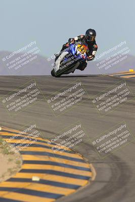 media/Oct-08-2023-CVMA (Sun) [[dbfe88ae3c]]/Race 3 Amateur Supersport Middleweight/